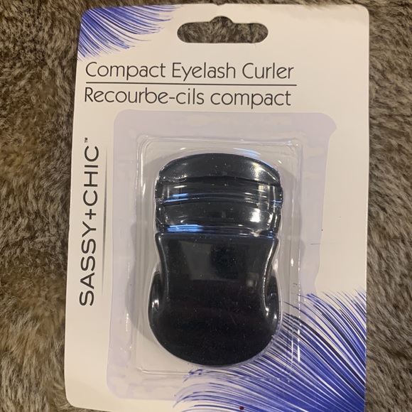 NWT Kiss Natural Lash Strip Lash Adhesive Bundle - Picture 4 of 5